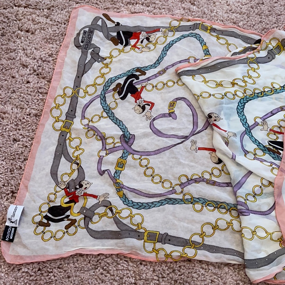 Moschino scarf